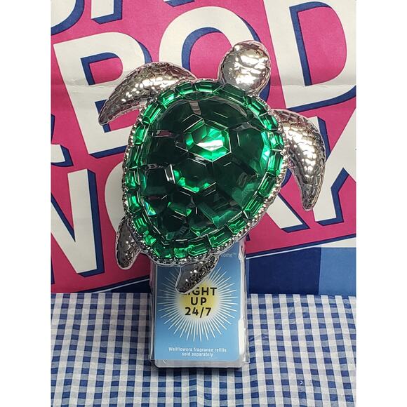 BBW Gem Sea Turtle Nightlight Wallflowers Fragrance Plug In - Picture 1 of 1